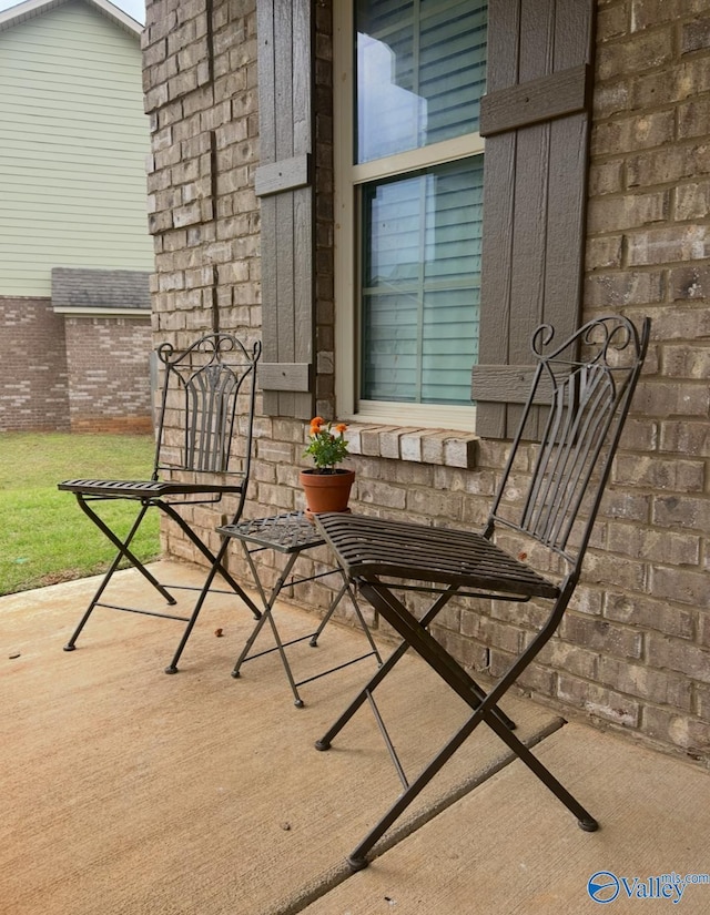 7607 NW Ashor Dr, Huntsville, AL 35806 - view of patio