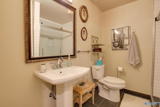 1625 River Bend Pl SE, Decatur, AL 35601 - full bath with toilet, tiled shower, and tile patterned floors
