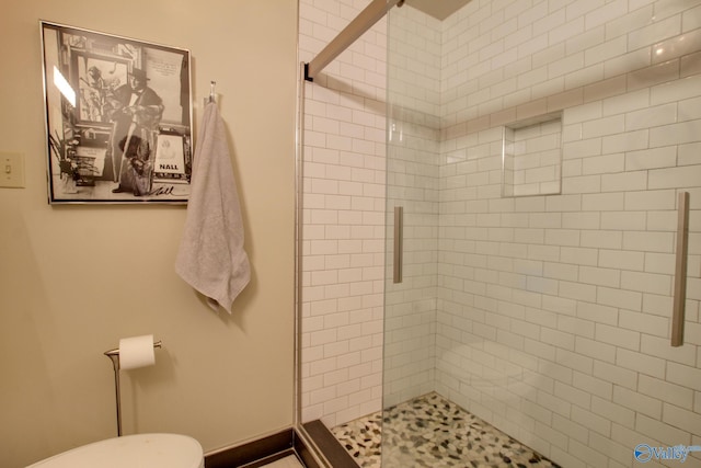 1625 River Bend Pl SE, Decatur, AL 35601 - full bath featuring a shower stall and toilet