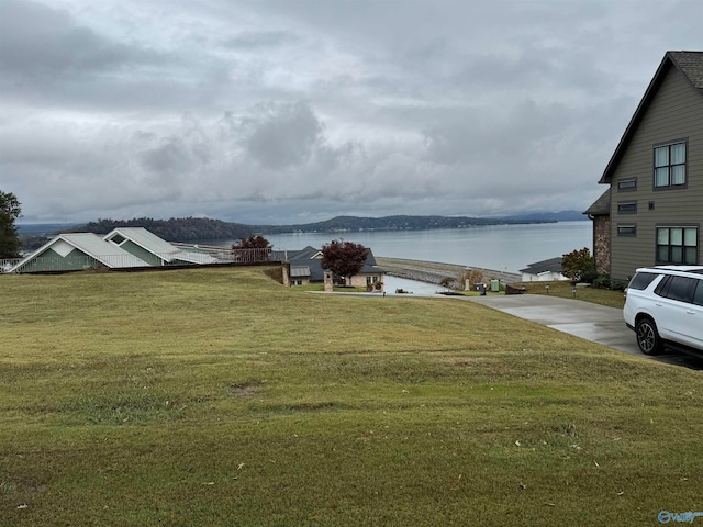 view of yard with a water view