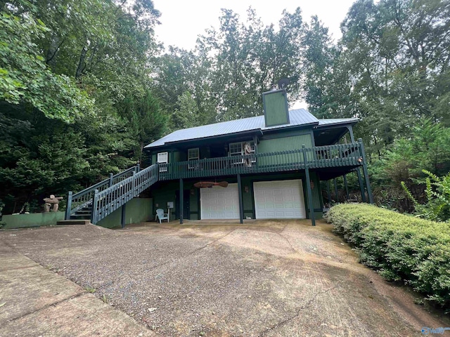 view of front of home featuring a garage