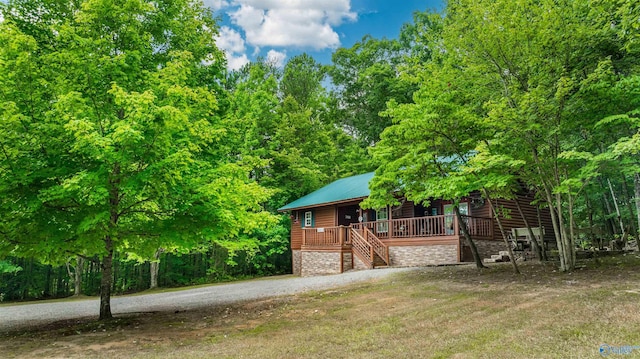 view of yard with a porch