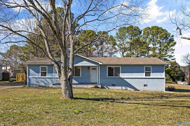 ranch-style home featuring crawl space, a front lawn, and brick siding