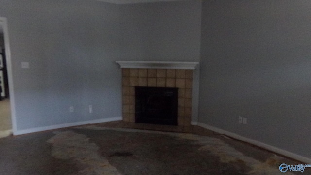 unfurnished living room with carpet floors