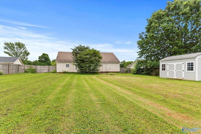 194 Bonaire Dr, Huntsville, AL 35811 - view of yard