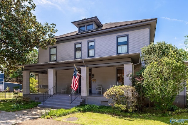 view of front of house featuring a porch