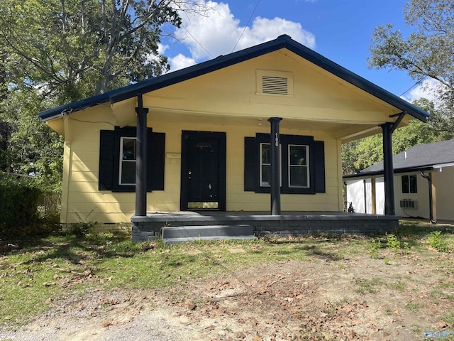 bungalow-style house featuring covered porch