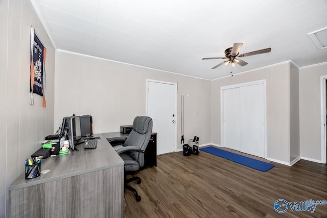 office space with crown molding, dark wood-style floors, and ceiling fan