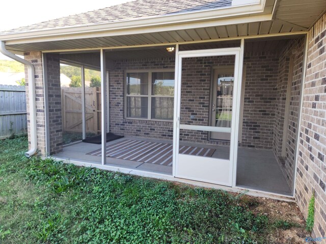 view of front of home with a garage and a front yard