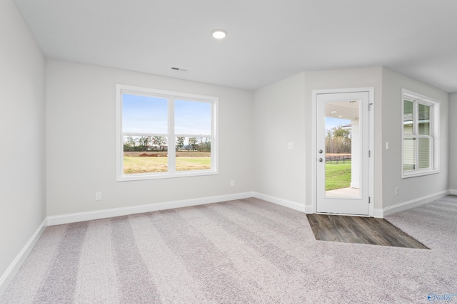 entryway featuring carpet