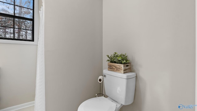 17395 County Road 31, Centre, AL 35960 - bathroom with toilet