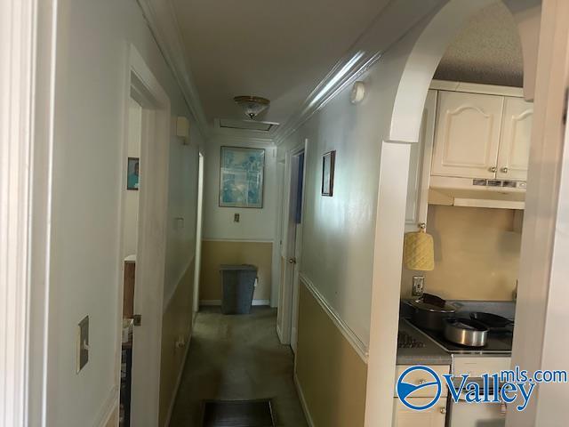 3613 Mcvay St, Huntsville, AL 35805 - hall featuring arched walkways and ornamental molding