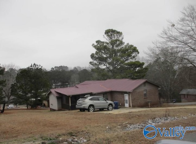 view of property exterior