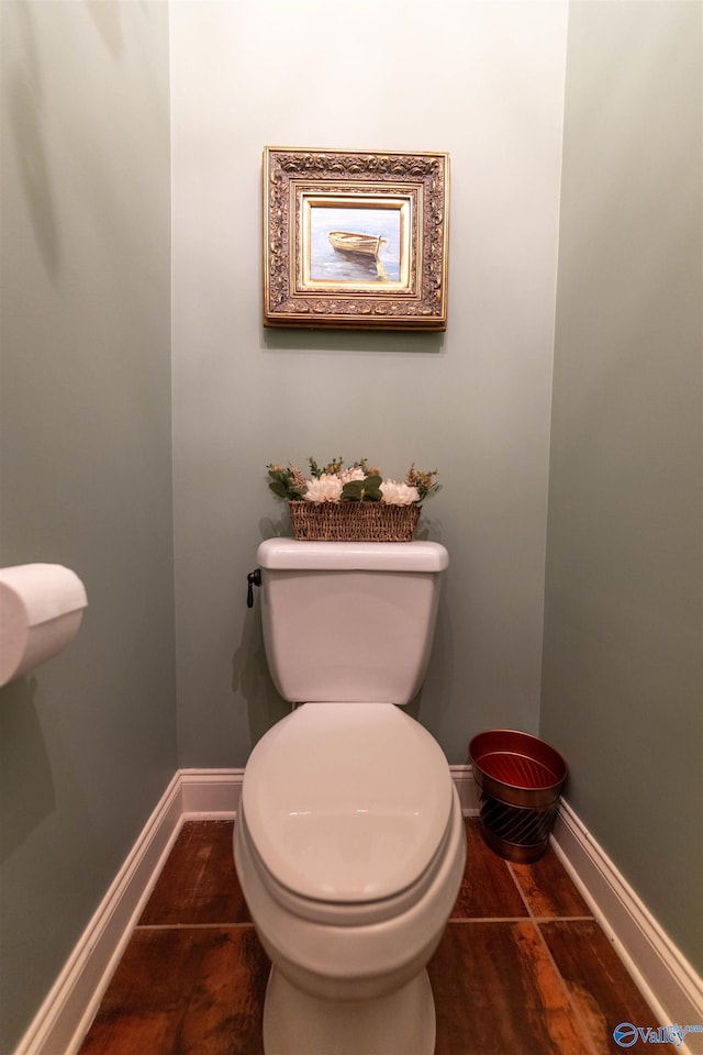 1805 Sibert Dr, Glencoe, AL 35905 - bathroom with baseboards and toilet