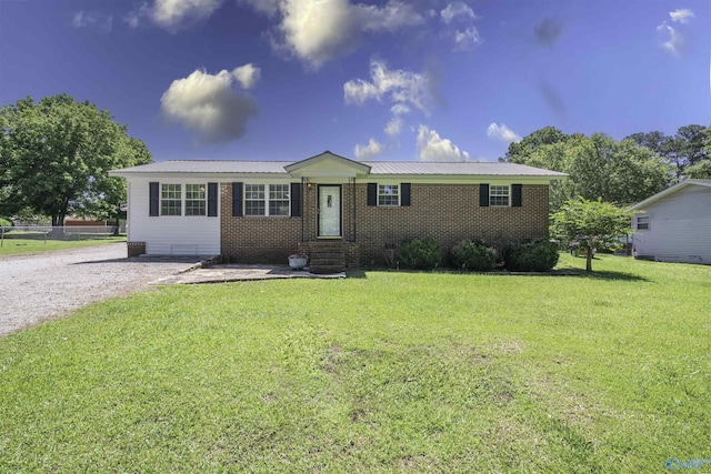 187 Willow Springs Dr, Cullman, AL 35057 - view of front facade with entry steps, a front yard, and metal roof