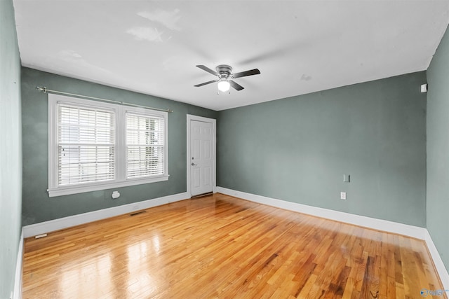 unfurnished bedroom with light wood-type flooring and ceiling fan