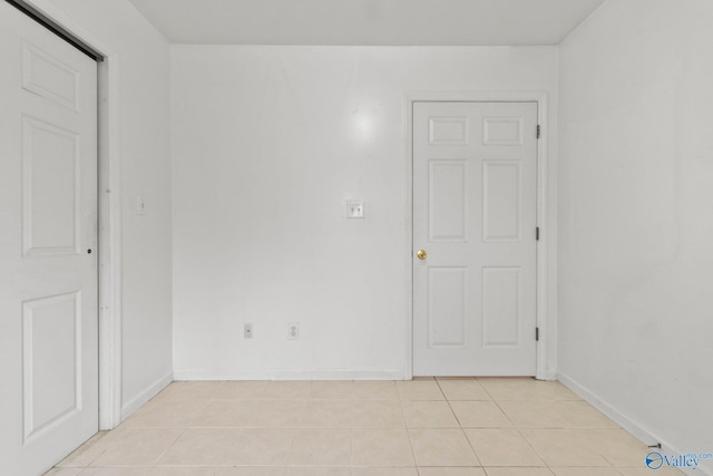 view of tiled spare room