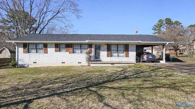 single story home with roof with shingles, a front yard, crawl space, a carport, and driveway