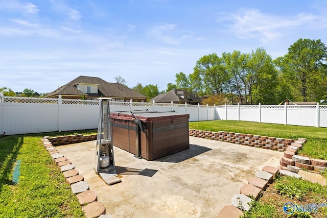 130 Kingswood Dr, Huntsville, AL 35806 - view of patio / terrace with a fenced backyard and a hot tub