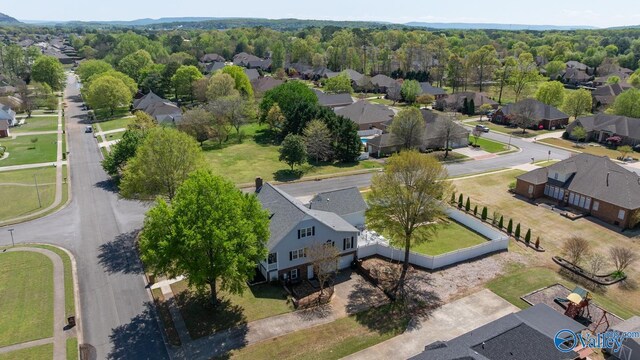 130 Kingswood Dr, Huntsville, AL 35806 - birds eye view of property featuring a residential view and a forest view