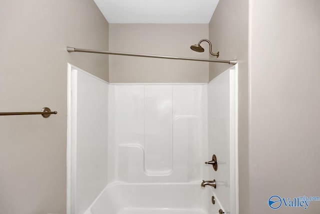 full bathroom with shower / tub combination