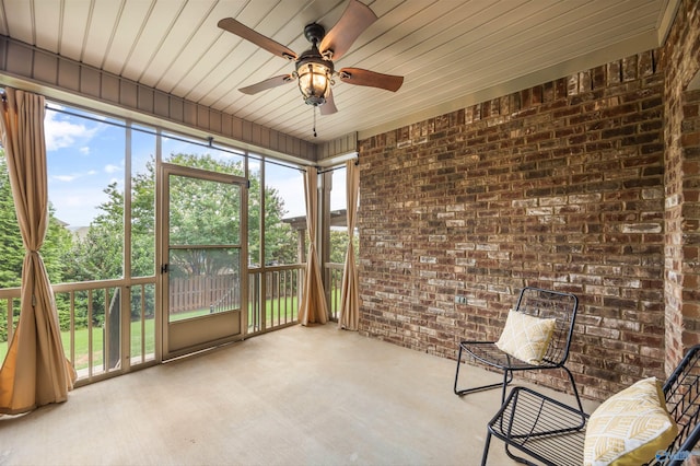 4513 Stone Park Cir, Owens Cross Roads, AL 35763 - unfurnished sunroom featuring a ceiling fan