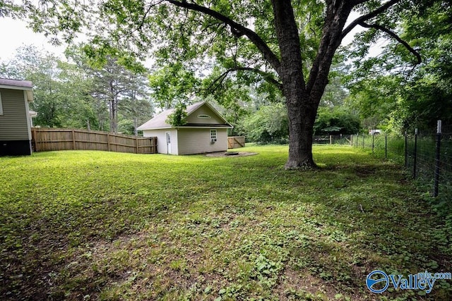152 6th St W, Grant, AL 35747 - view of yard with view of scattered trees