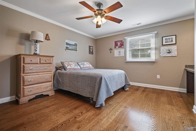 902 County Road 163, Centre, AL 35960 - bedroom featuring wood finished floors, ornamental molding, and a ceiling fan