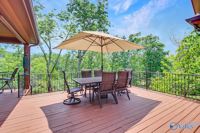 2833 High Mountain Rd NE, Huntsville, AL 35811 - wooden deck with outdoor dining space