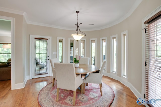 2833 High Mountain Rd NE, Huntsville, AL 35811 - dining space with a healthy amount of sunlight, baseboards, and light wood-style flooring