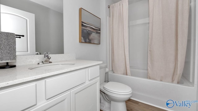 403 Jackson Point Cir, Huntsville, AL 35811 - bathroom featuring vanity, shower / bath combo with shower curtain, and wood finished floors