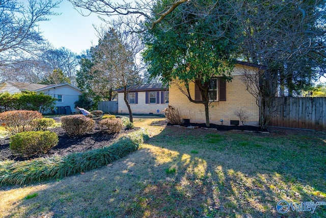 exterior space with a front yard