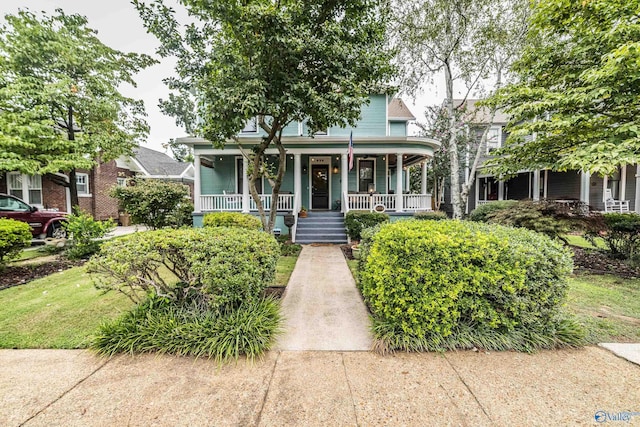 view of front of property featuring a porch