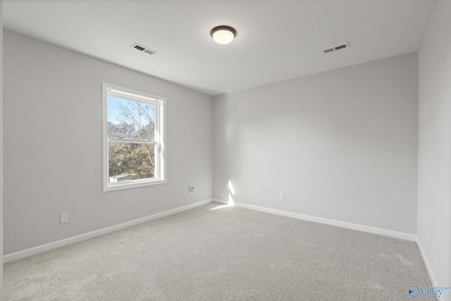 empty room featuring carpet