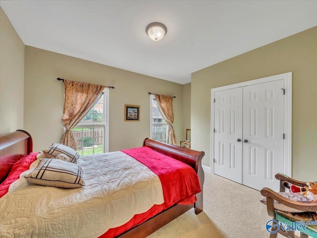 7515 Park Trace Ln SE, Owens Cross Roads, AL 35763 - bedroom featuring carpet floors and a closet