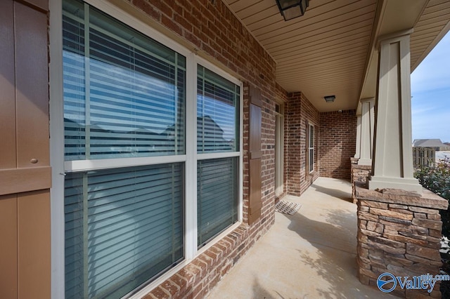 view of patio / terrace with covered porch