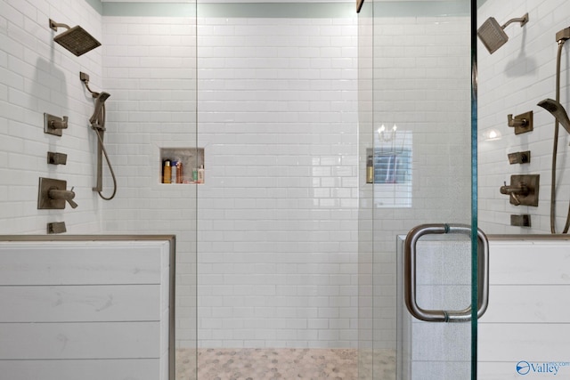 1176 N Lake Forest Dr, Southside, AL 35907 - full bathroom with a shower stall