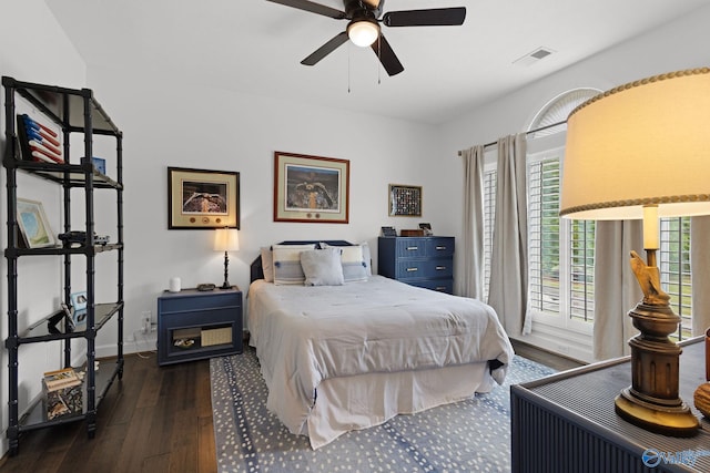 1176 N Lake Forest Dr, Southside, AL 35907 - bedroom with hardwood / wood-style flooring, ceiling fan, and visible vents
