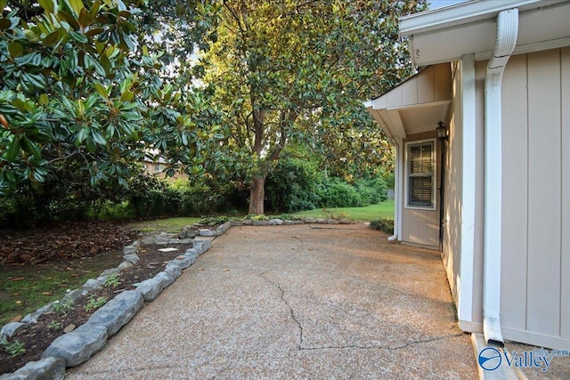 210 Spring Valley Ct SW, Huntsville, AL 35802 - view of patio / terrace