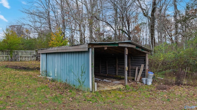 view of outdoor structure