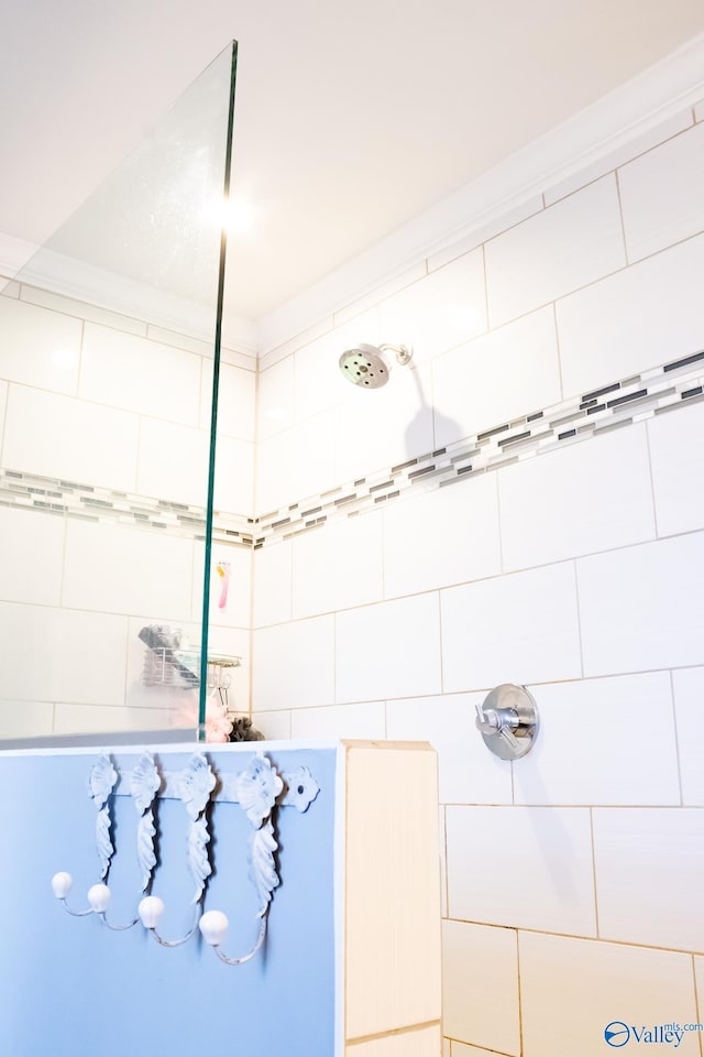 1508 Berrivine Dr, Hartselle, AL 35640 - full bathroom with tiled shower