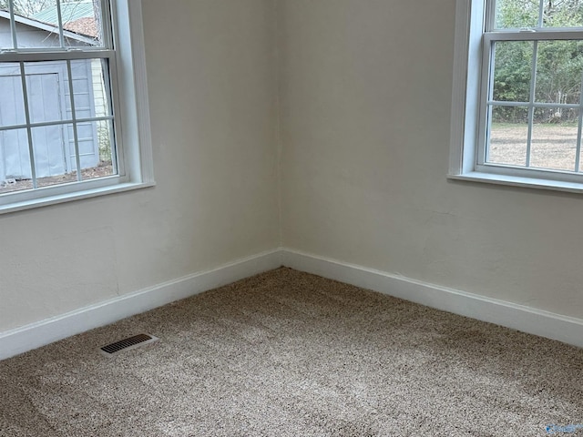 empty room with carpet