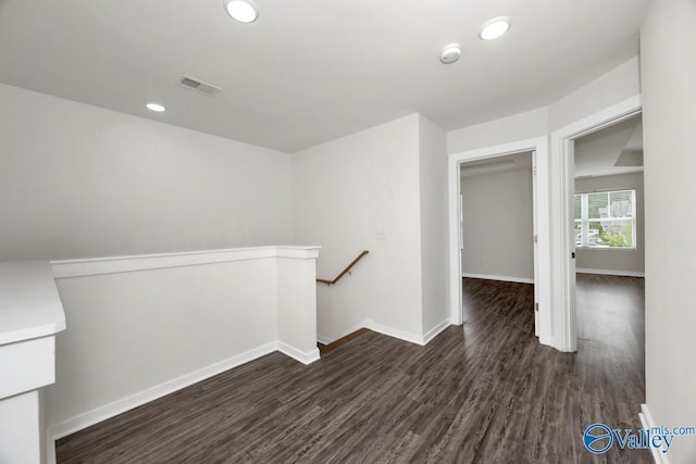 6032 Barringer Ct, Huntsville, AL 35806 - empty room with wood finished floors, baseboards, visible vents, and recessed lighting
