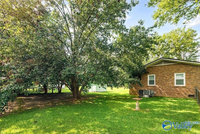 3392 Williams St, Hokes Bluff, AL 35903 - view of grassy yard