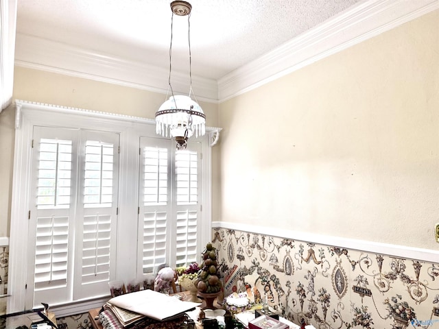 102 Jackson St, Albertville, AL 35950 - dining room with ornamental molding and a chandelier