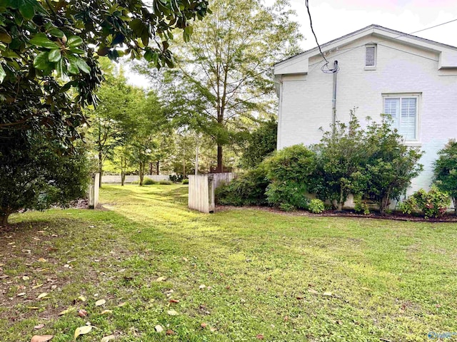 102 Jackson St, Albertville, AL 35950 - view of yard