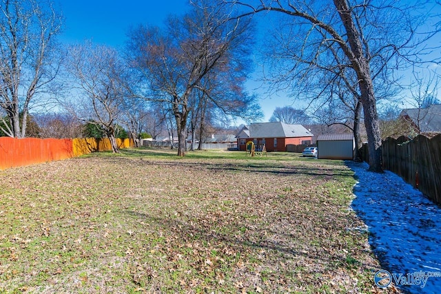 view of yard featuring a fenced backyard