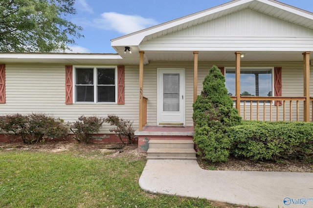 431 County Road 449, Town Creek, AL 35672 - entrance to property featuring a yard and a porch