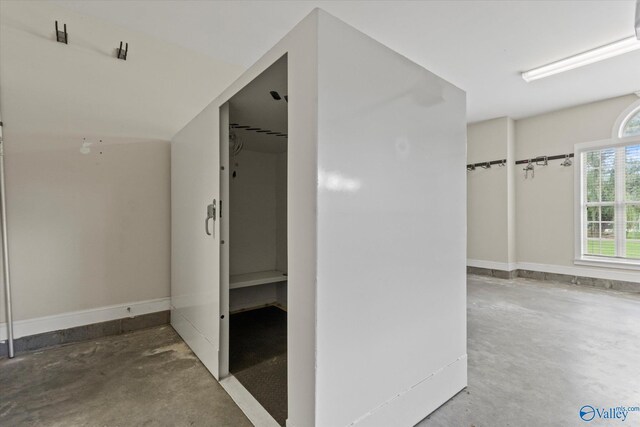 2201 Martinwood Ln SW, Decatur, AL 35603 - hallway featuring unfinished concrete floors