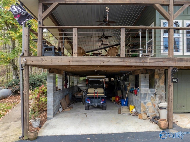 exterior space featuring ceiling fan